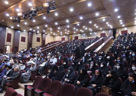 گزارش تصویری همایش تجلیل از مربیان برتر کانونهای فرهنگی مساجد استان اصفهان